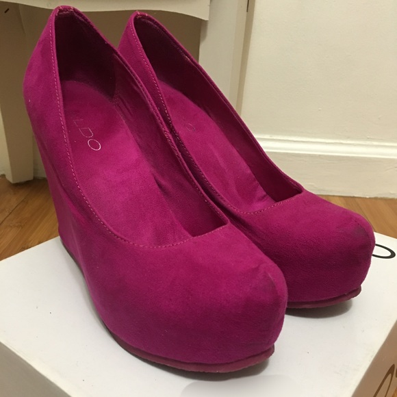 Aldo wedges worn only a hand full of times - Picture 2 of 2